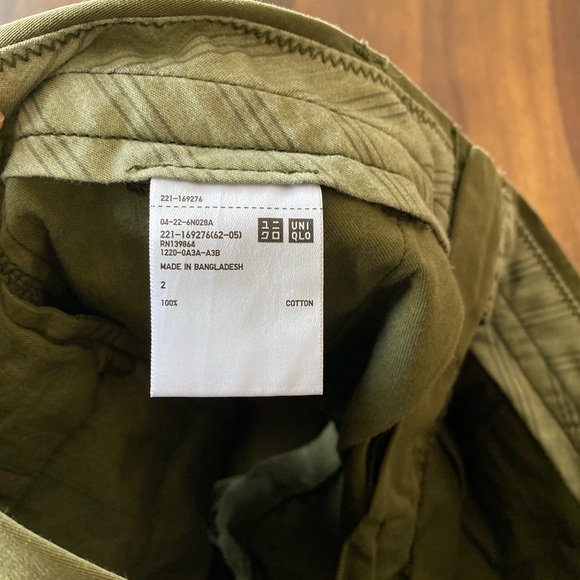 Uniqlo 10” Chino Shorts - Picture 3 of 4